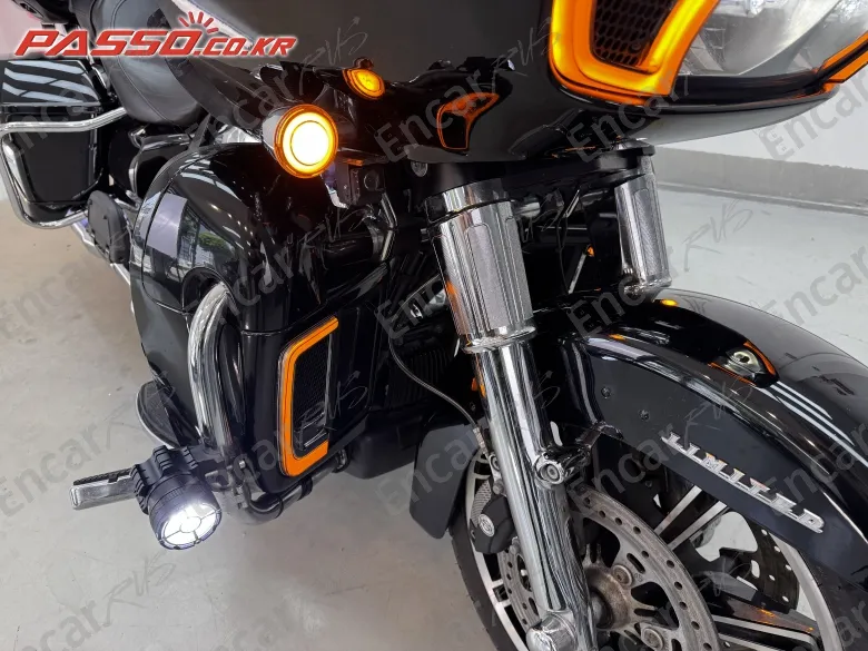Harley-Davidson Road Glide Limited - фото 5