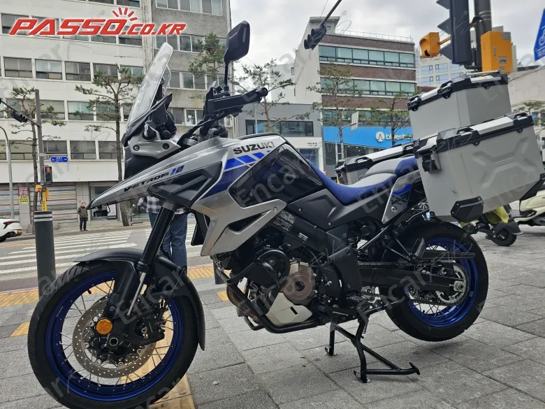 Suzuki V Strom 1050 Xt - фото 1