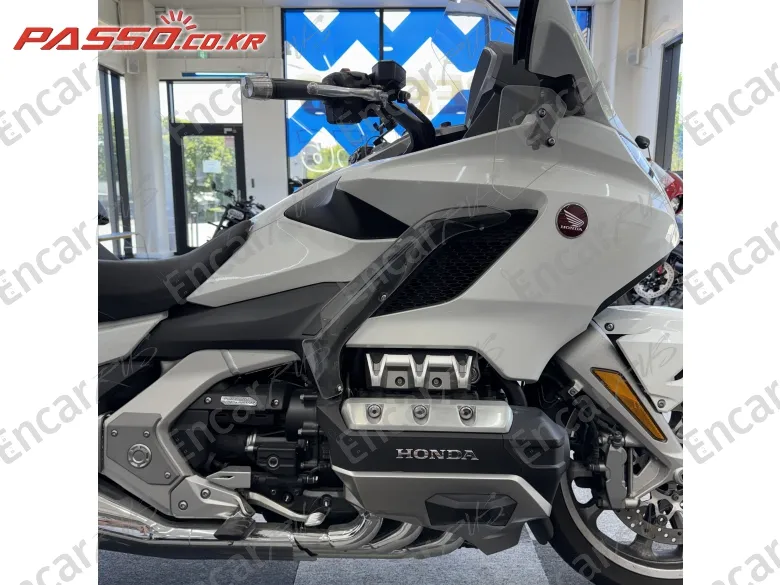 Honda Goldwing Tour Dct Airbag - фото 4