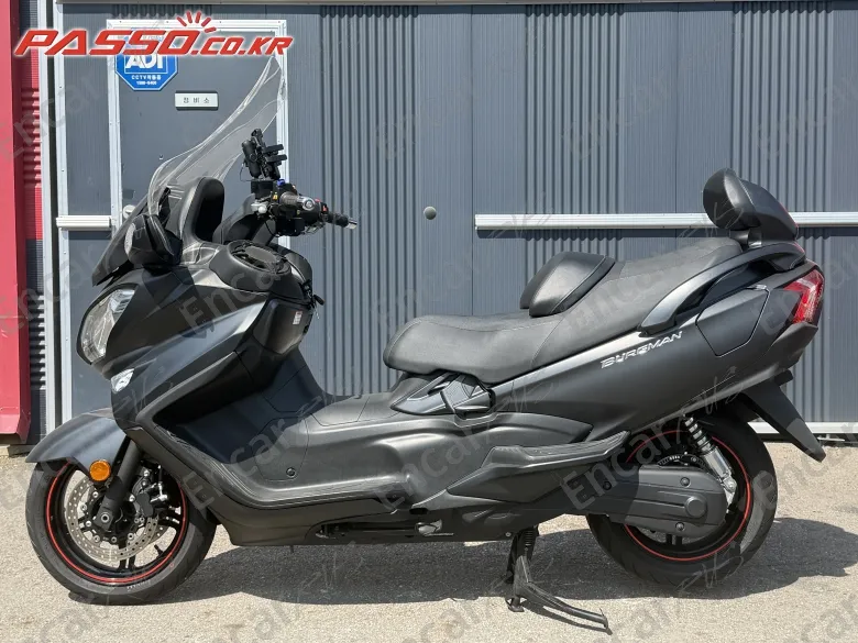 Suzuki Burgman 650 Executive - фото 1