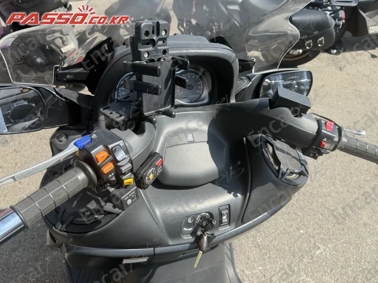 Suzuki Burgman 650 Executive - фото 3