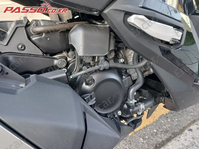 Honda Adv 350 - фото 4