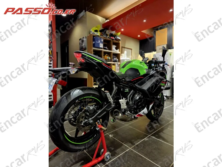 Kawasaki Zx 650 R - фото 6