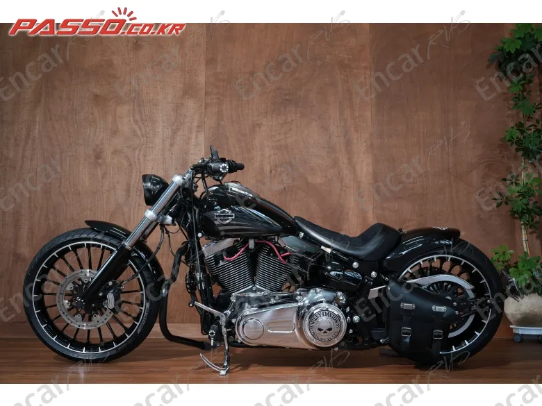 Harley-Davidson Breakout - фото 1