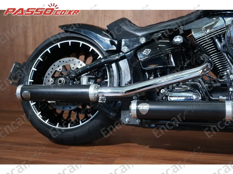 Harley-Davidson Breakout - фото 6