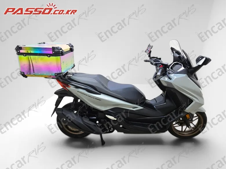 Honda Forza 350 - фото 0