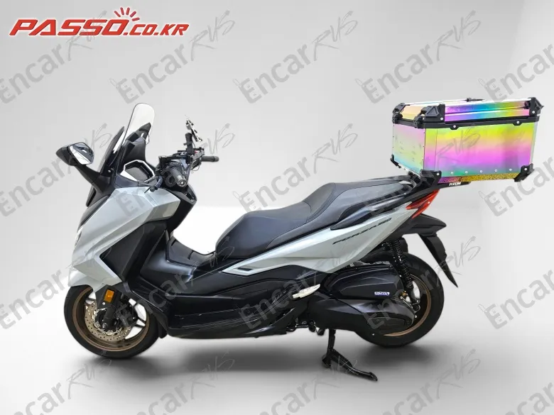 Honda Forza 350 - фото 1