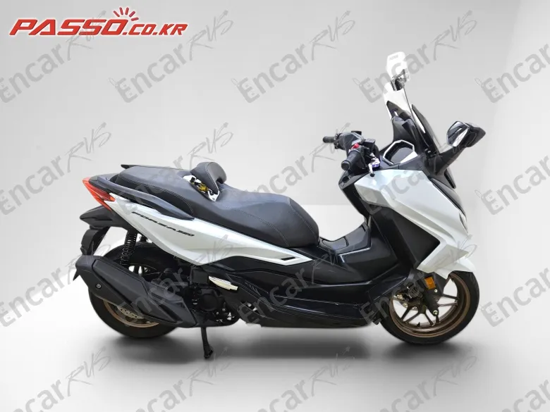 Honda Forza 350 - фото 0