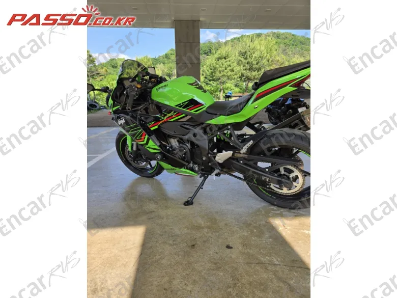 Kawasaki Ninja Zx 4 Rr - фото 1