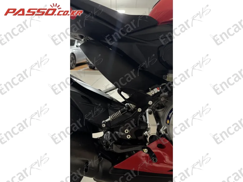 Ducati Panigale V2 - фото 6