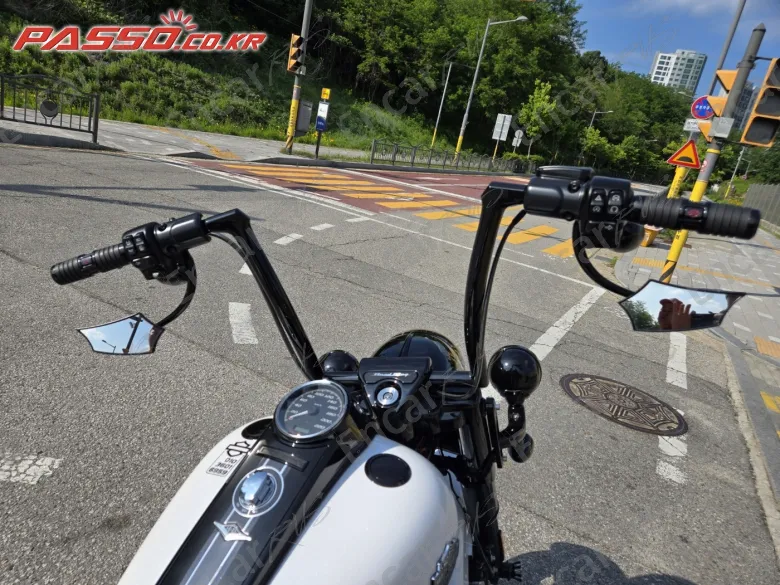 Harley-Davidson Road King Special - фото 3