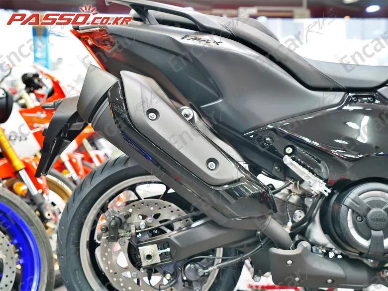 Yamaha T Max 560 - фото 6