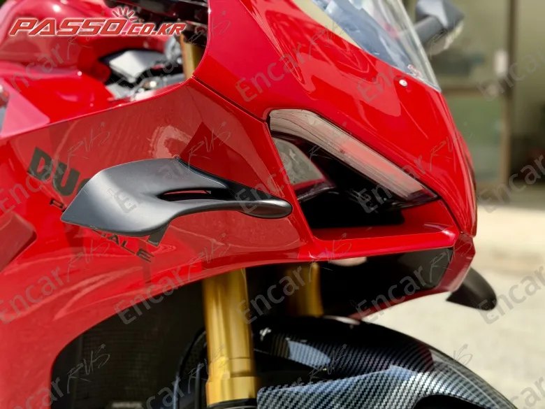 Ducati Panigale V4 S - фото 2
