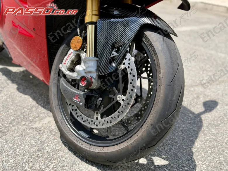Ducati Panigale V4 S - фото 5