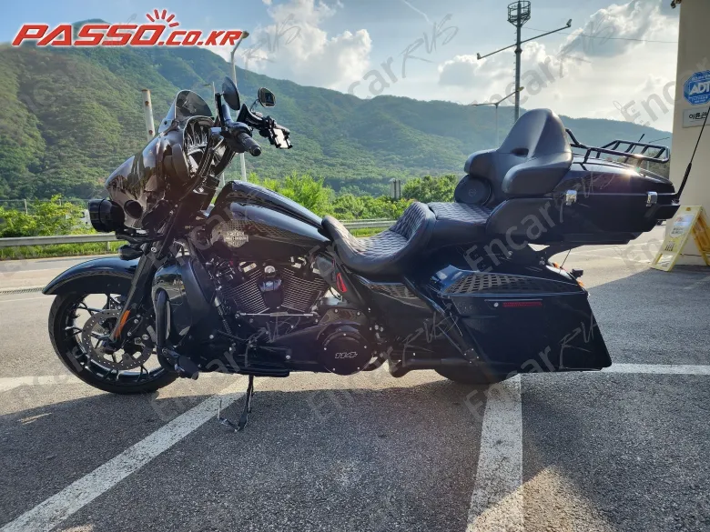Harley-Davidson Flhxs Street Glide Special - фото 1