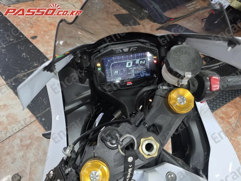 Suzuki Gsx R 1000 R - фото 3