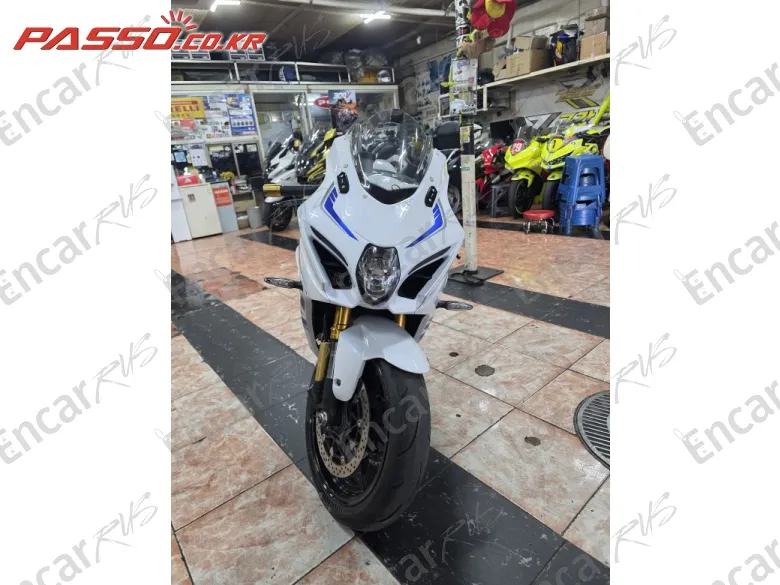 Suzuki Gsx R 1000 R - фото 6