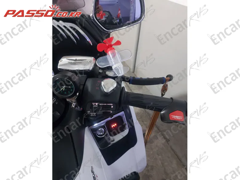 HONDA GOLDWING 1800 - фото 4