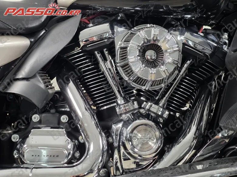 HARLEY-DAVIDSON ULTRA LIMITED - фото 4