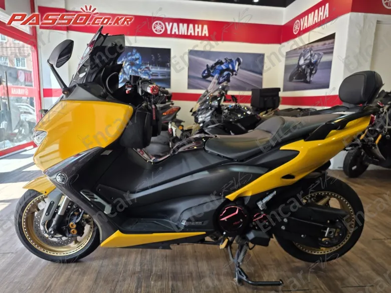 Yamaha T Max 560 - фото 1