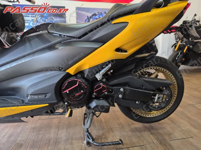 Yamaha T Max 560 - фото 4