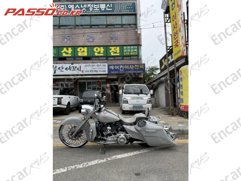 Harley-Davidson Flhr - фото 1