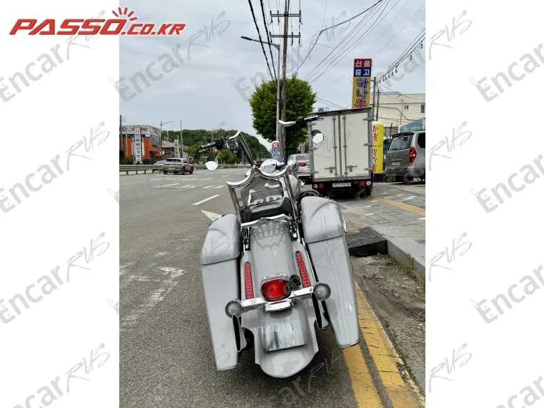 Harley-Davidson Flhr - фото 2