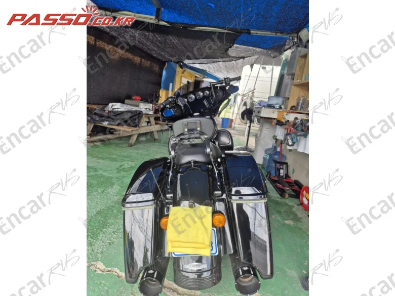 Harley-Davidson Flhx - фото 2