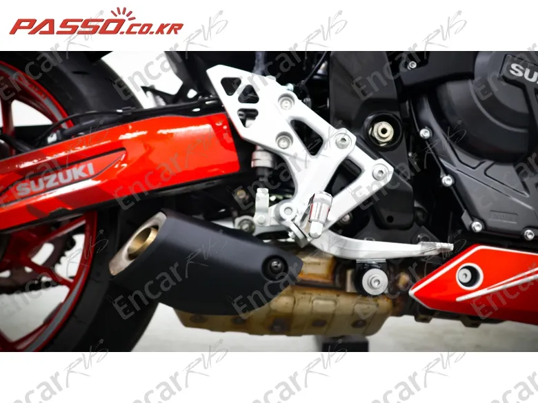 Suzuki Gsx 8 R - фото 6