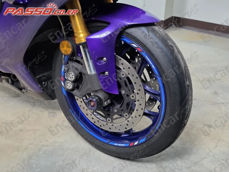 Yamaha Yzf R1 - фото 5