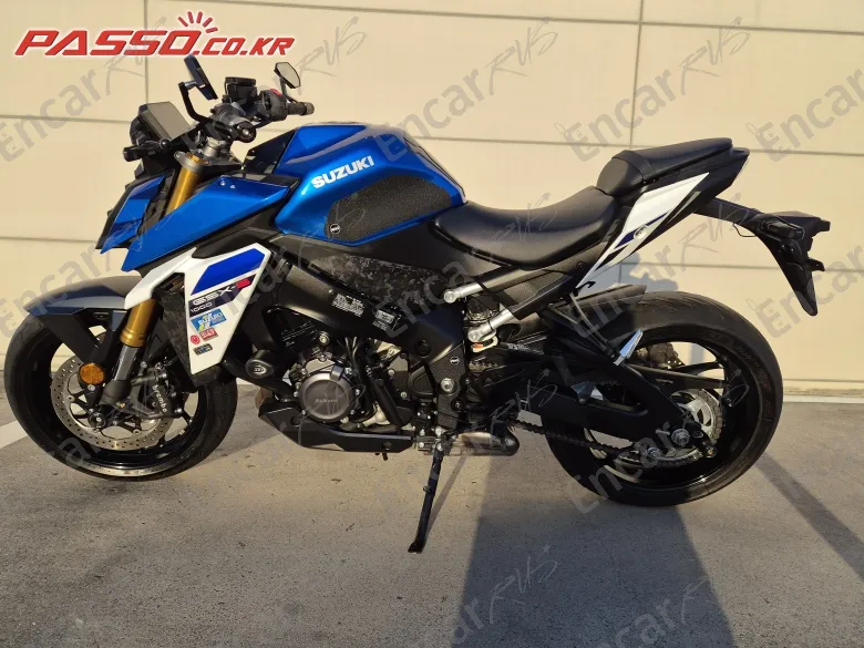 Suzuki Gsx S 1000 - фото 1
