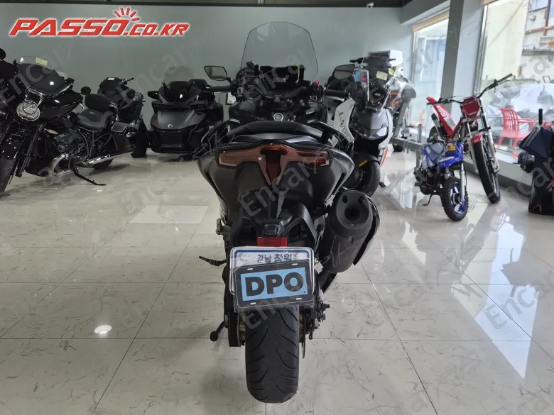 Yamaha T Max 560 - фото 2