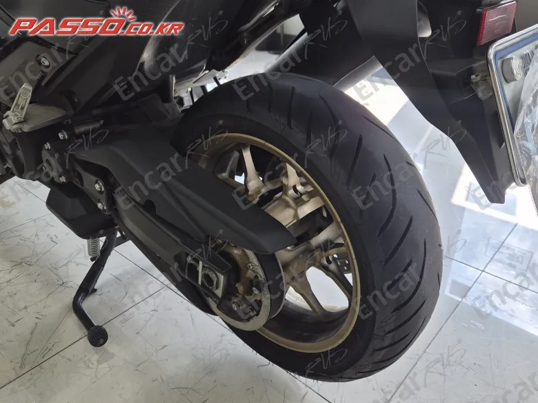 Yamaha T Max 560 - фото 4