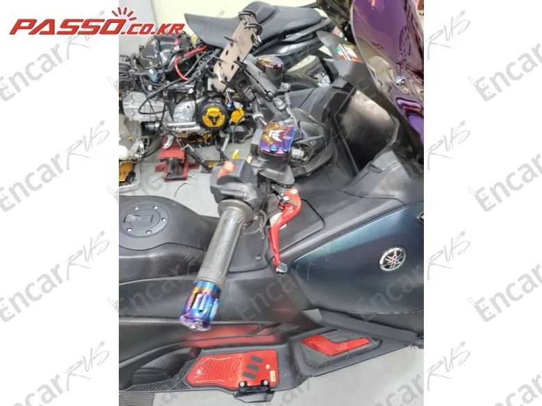 Yamaha T Max 560 - фото 4