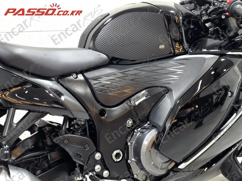 Suzuki Gsx R 1300 Hayabusa - фото 4