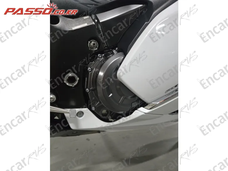 Suzuki Gsx R 1300 Hayabusa - фото 4
