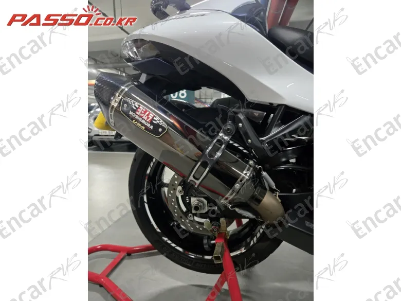 Suzuki Gsx R 1300 Hayabusa - фото 6