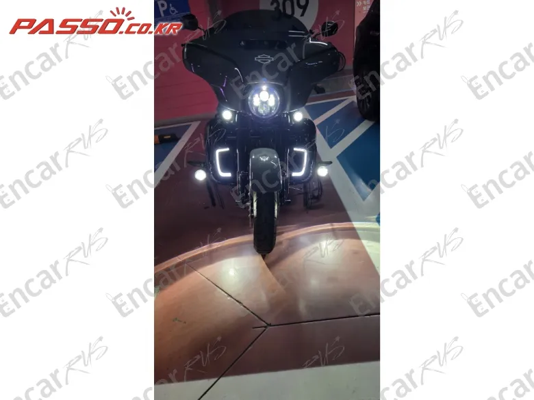 Harley-Davidson Flhxs Street Glide Special - фото 1