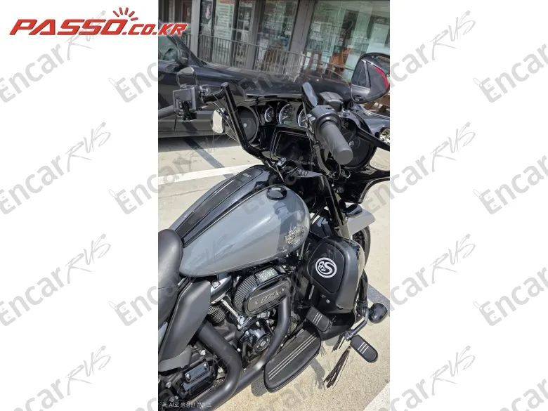 Harley-Davidson Flhxs Street Glide Special - фото 3