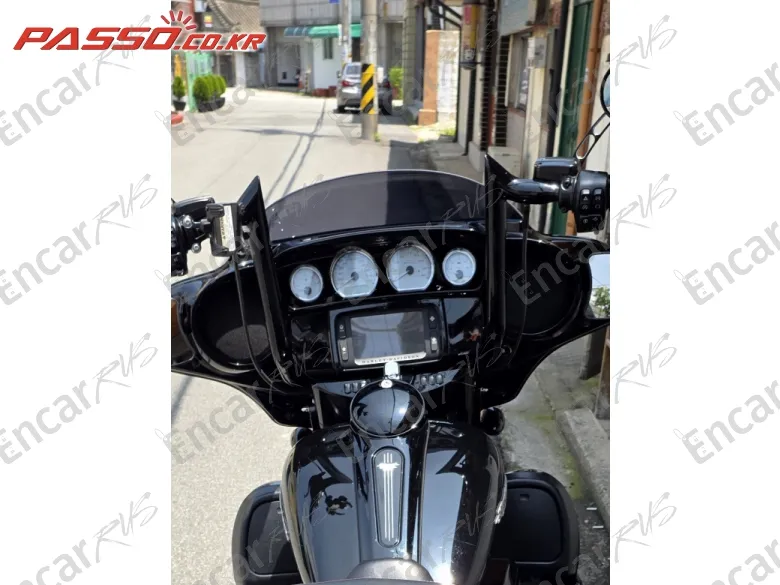 Harley-Davidson Flhxs Street Glide Special - фото 3