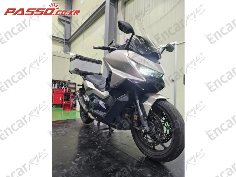 Honda Forza 750 - фото 4