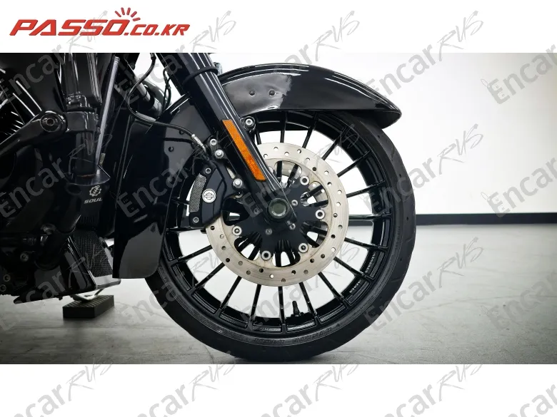 Harley-Davidson Flhr - фото 5