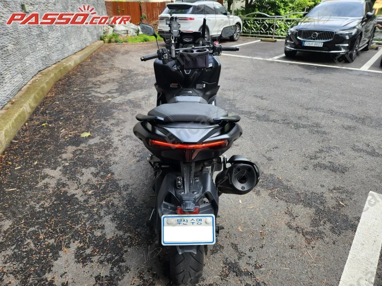 Yamaha T Max 560 - фото 2
