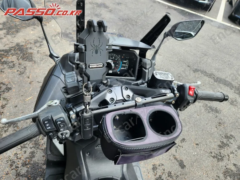Yamaha T Max 560 - фото 3