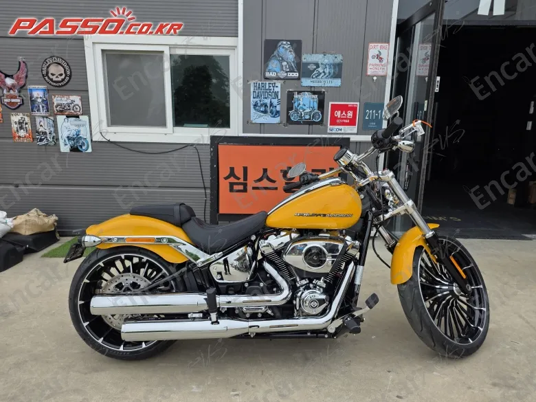Harley-Davidson Breakout 117 - фото 0