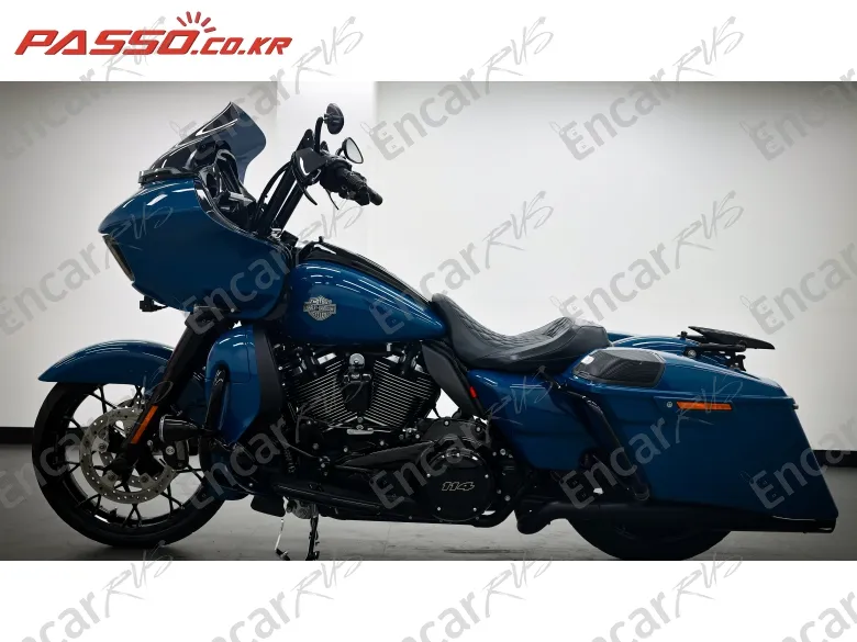 HARLEY-DAVIDSON ROAD GLIDE SPECIAL - фото 1