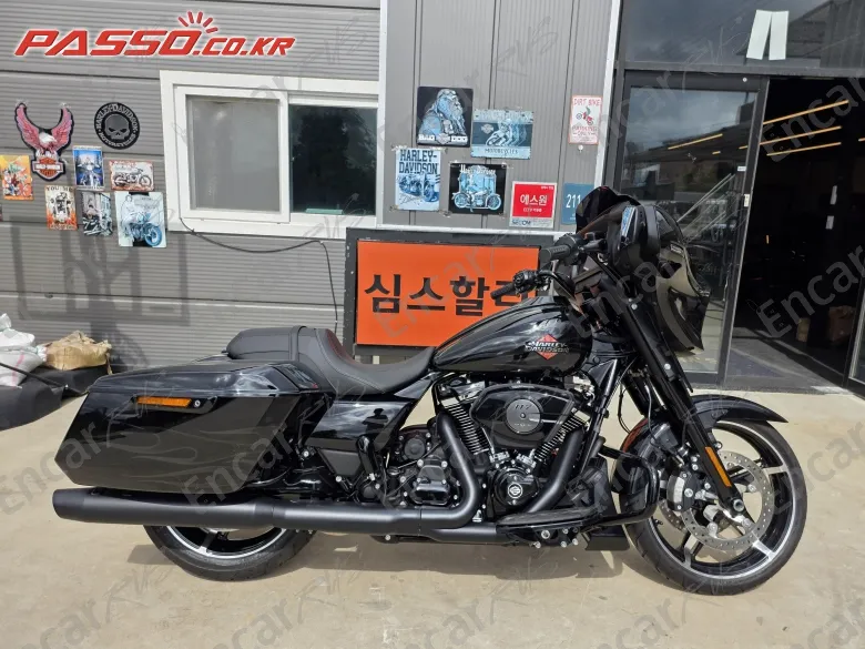 Harley-Davidson Flhx - фото 0
