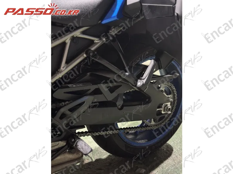 Suzuki Gsx S 1000 Gt - фото 6