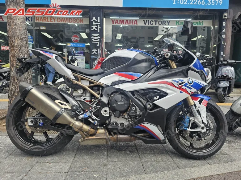 BMW S 1000 RR - фото 0