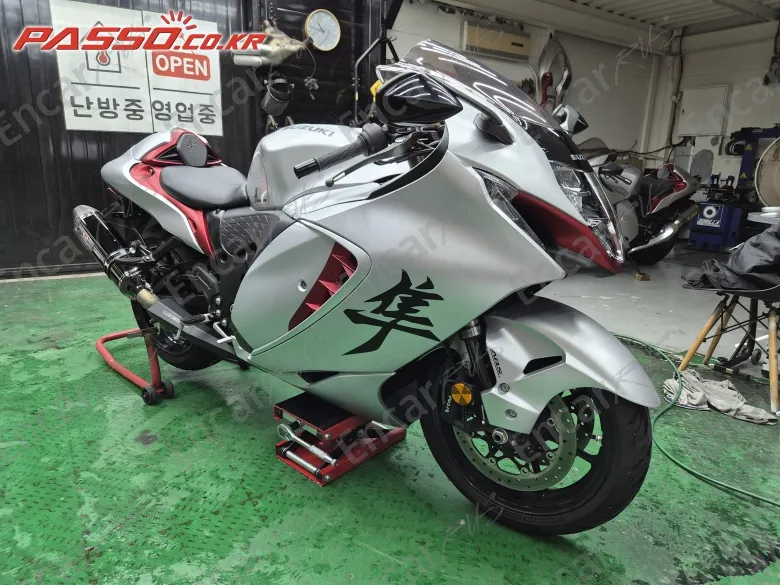 SUZUKI GSX R 1300 HAYABUSA - фото 0